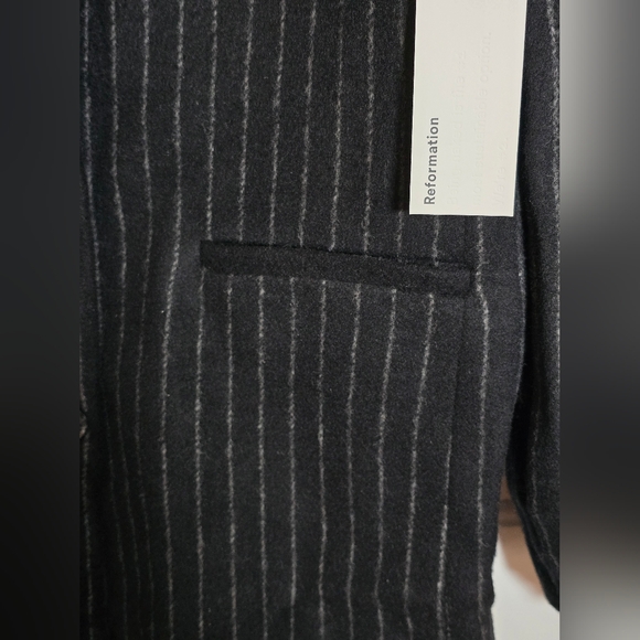 Reformation Wayne Coat Pinstripe Heavyweight Long Large - Picture 7 of 8